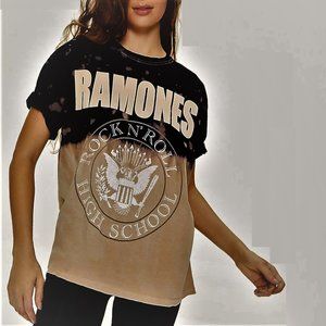 Ramones Seal Bleach Spots rock Official Boyfriend T-Shirt S/M fits L men NWT